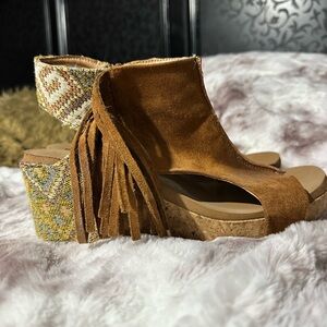 Fringe Tan Wedge Sandals